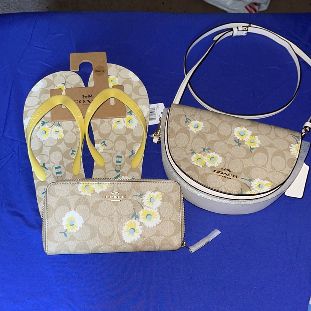 Coach purse and wallet and flip flops